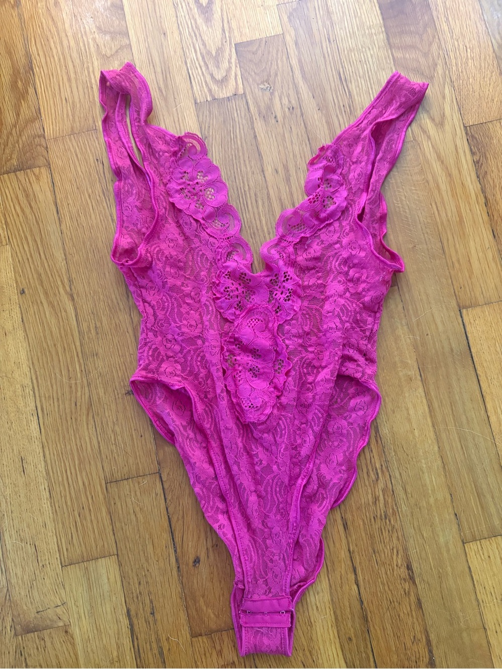 Vintage Hot Pink Lace V-Neck Bodysuit vanity fair medium